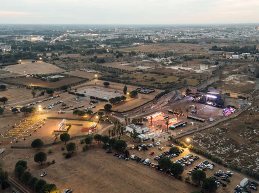 Trasporto servizio transfer per il Panorama Festival all'aperto.